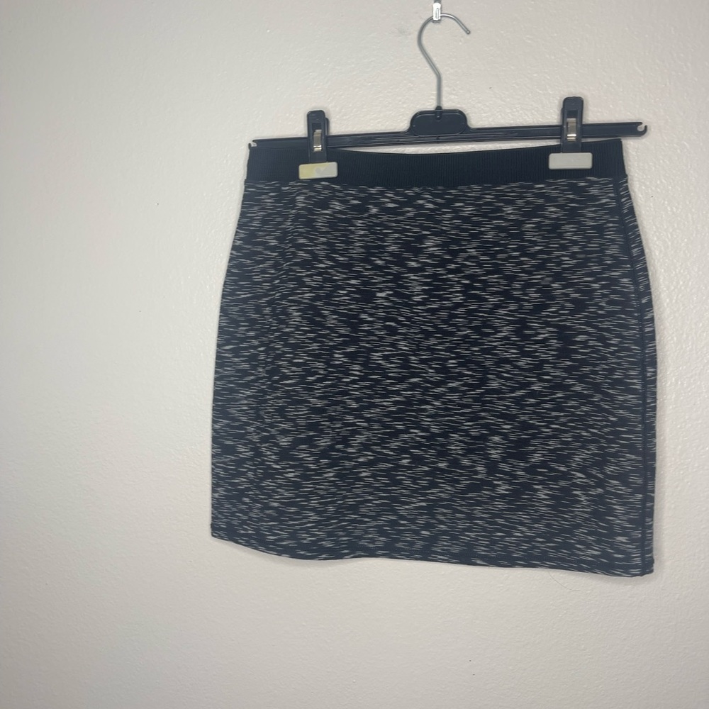 Urban Outfitters Silence + Noise Black White Mini Skirt Size Large - Picture 6 of 7